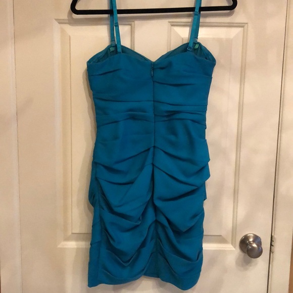 HP 💗 BCBG strapless bodycon dress - Picture 4 of 8